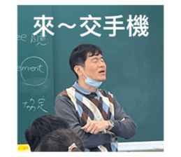 569894370
