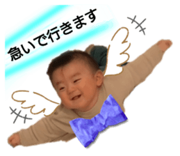570404600