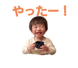 570645881