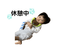 572240135