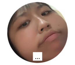 572938240