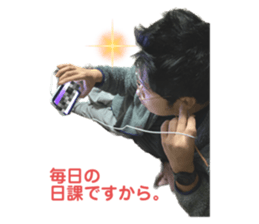 578759904