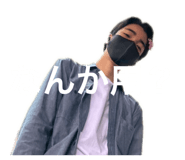 585699437