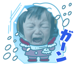 586176900