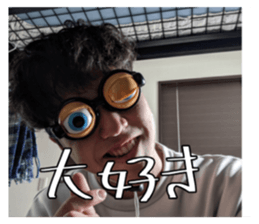 586669025
