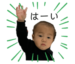 587110810
