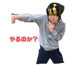 587341984