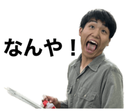 595677997