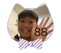 596937925
