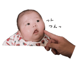 599687700