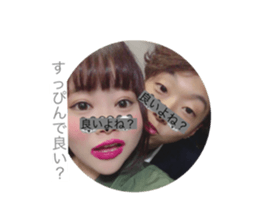 604498560
