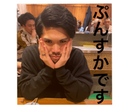 605584858