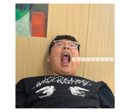 607899403