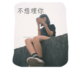 611036160
