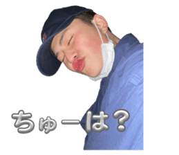 611755162