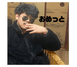 618523204