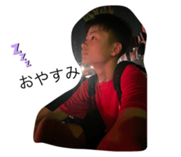 624561952