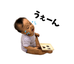 625854025