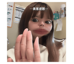 639698557