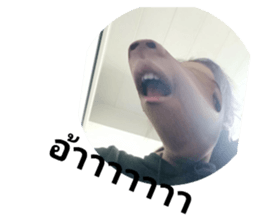 640618240