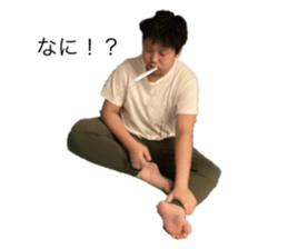 642995973