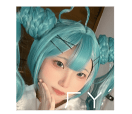 650443927