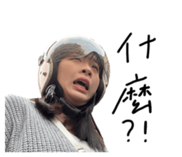 652568403