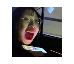 656872833