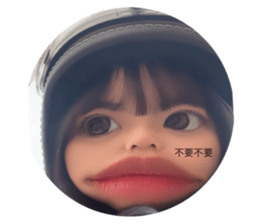 657447402