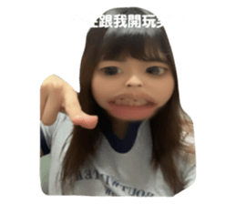 661860627