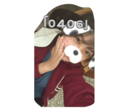 665929323
