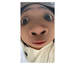 667025560