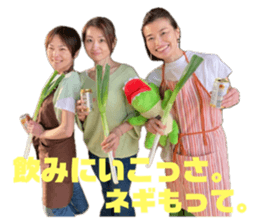 672943034