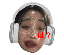 672943382