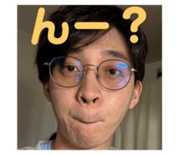 677233952