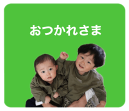 696575429