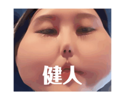 701094992