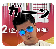 704701983