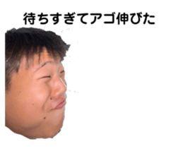 711043108