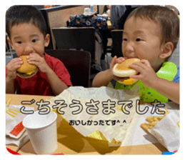 711403046