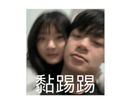 712937300