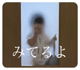 714877184