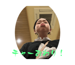 723589952