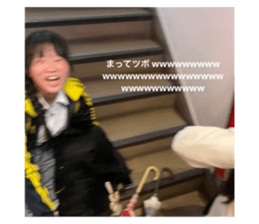 738926560