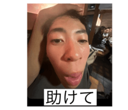 760912125