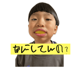 762248123