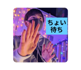 763923085