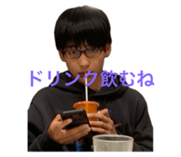 772410922