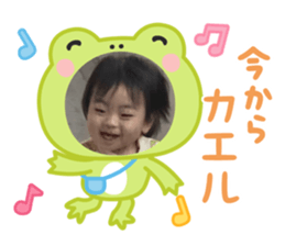 803872800