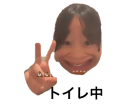 808976133